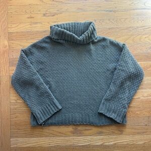 Cozy Soft Chenille GreenTurtleneck Sweater